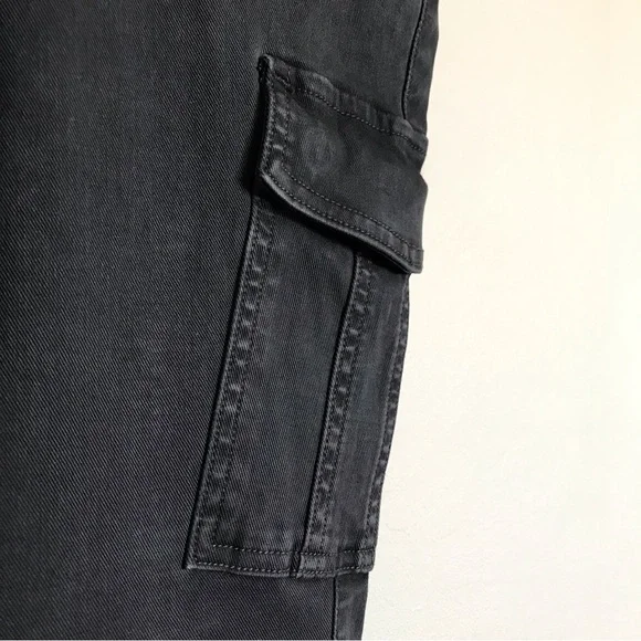 SPANX Stretch Twill Ankle Cargo Pants in Washed Black Size Large NEW Slimming